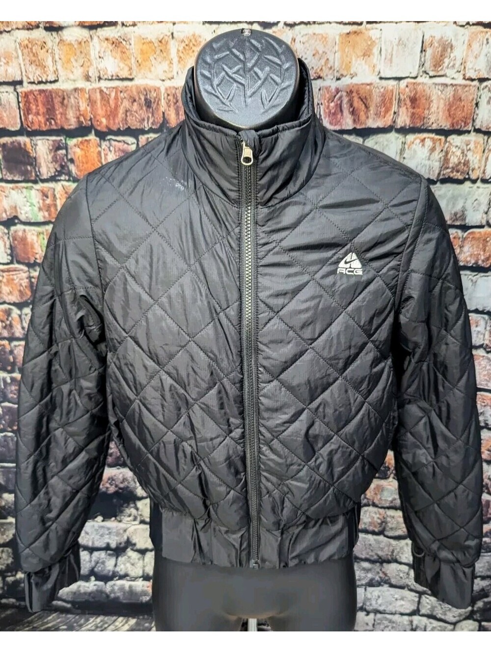 Nike ACG Puffer Jacket 2 Cute Cropped Womens XS X-Small 0-2 Black Quilted Bomber